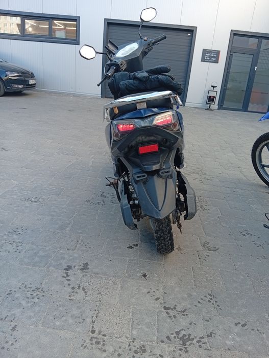 Продам скутер без акб