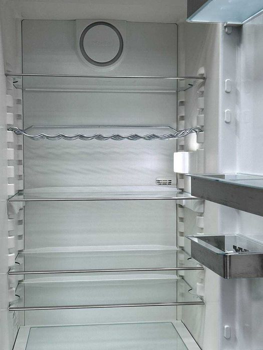 Невеликий Холодильник MIELE K 9557 iD