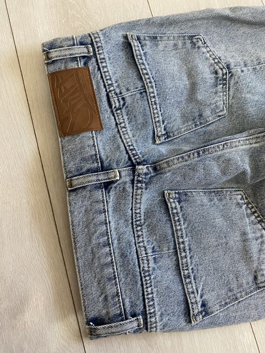 Жіночі джинси Staff light blue mom high waist. Розмір 36