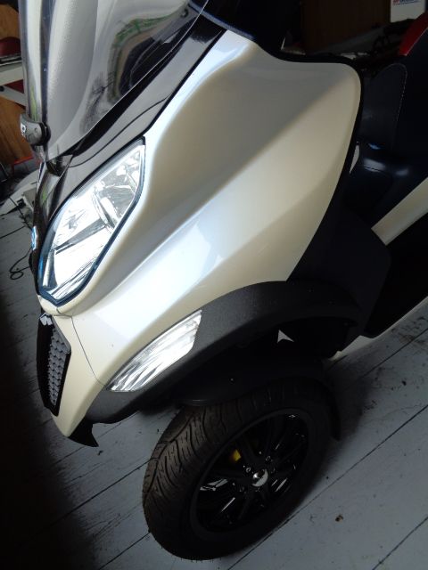 Zawieszenie Lewa strona Piaggio Mp3 125cc 500cc