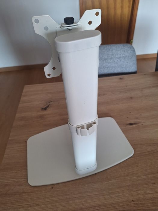 Suporte de monitor branco