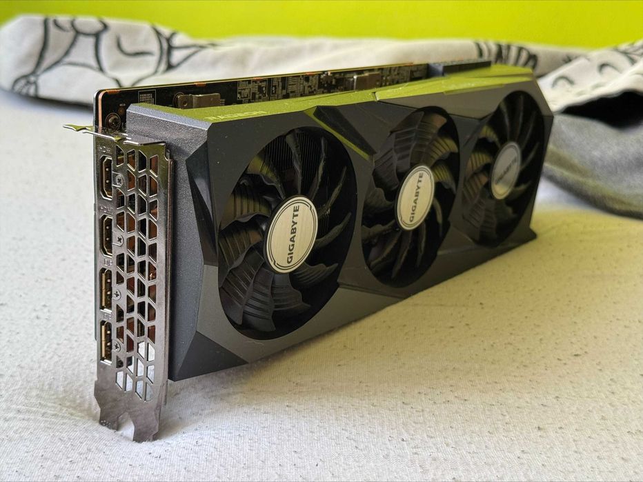 Gigabyte Radeon Rx 6900XT 16 gb GAMING OC