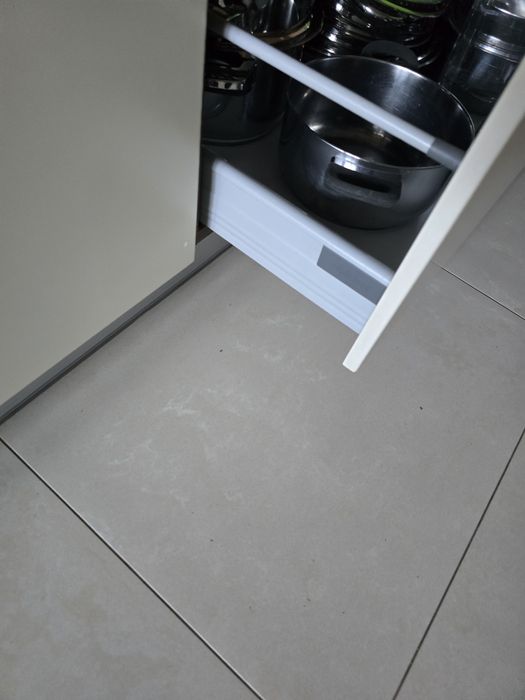 Meble kuchenne z wyposażeniem