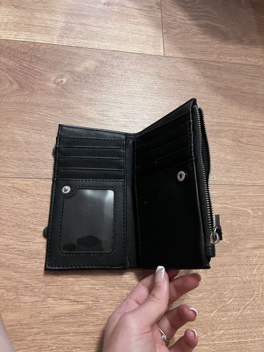 carteira nova.64586349910403121