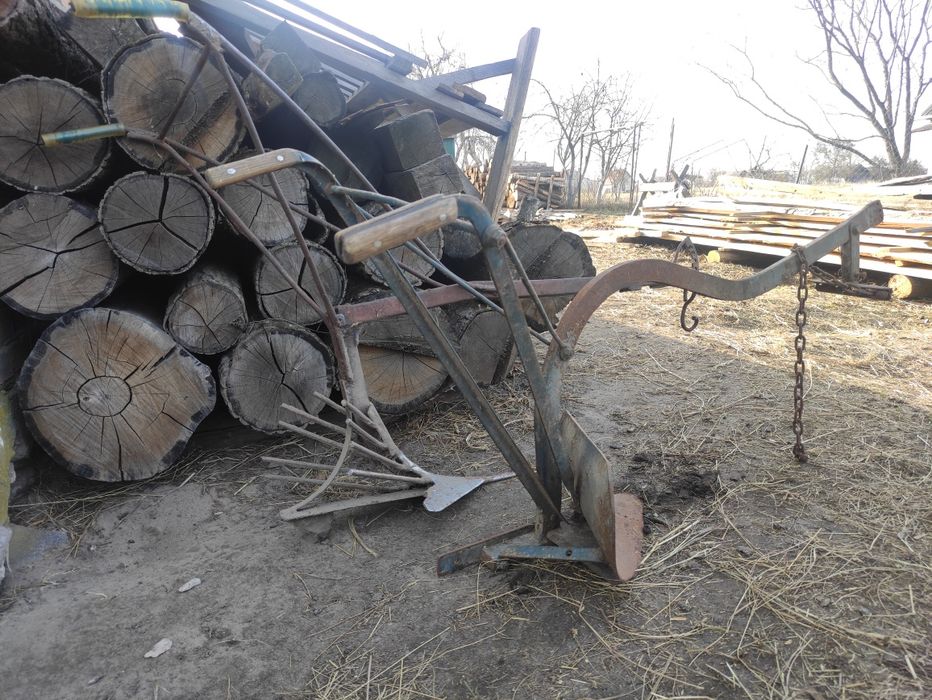 Плуг і копач кінний