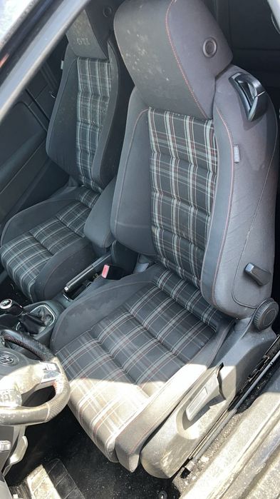 Golf 6 GTI 211cv