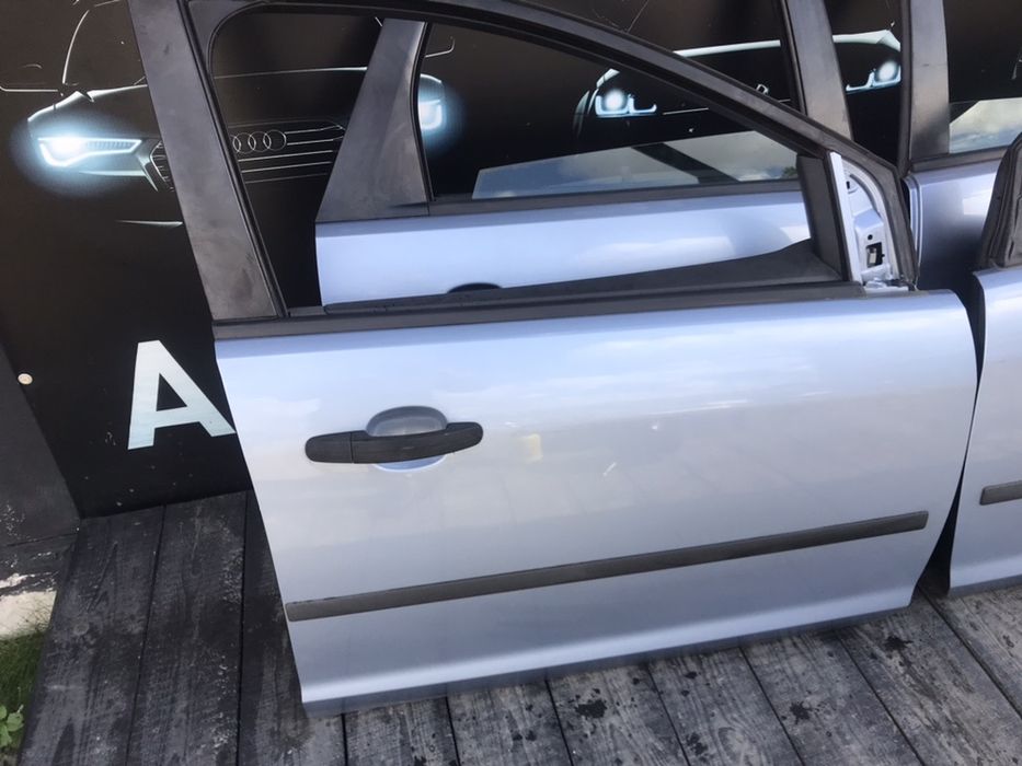 Форд Фокус 2 Дверь Ford Focus 2 Двері Передні Задні Дверка Mk2 Сірі