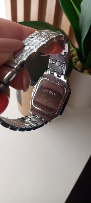 Relógio prateado Cartier
