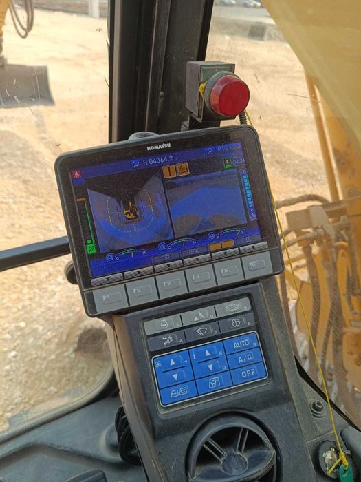 Escavadora de Lagarta KOMATSU - PC138US-11