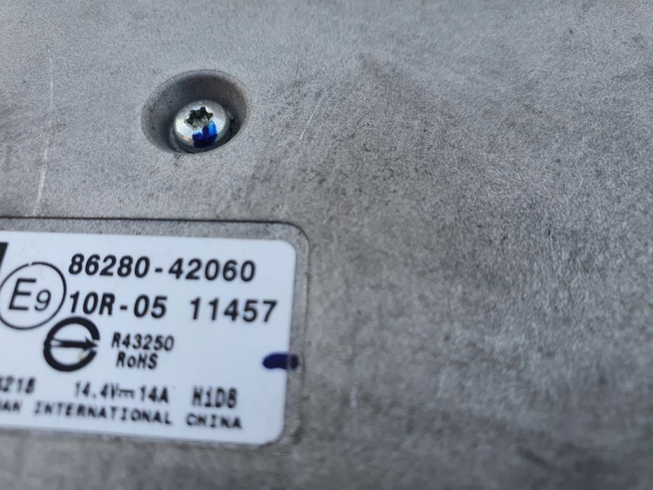 TOYOTA RAV4 V wzmacniacz audio 86280.42060 JBL 19-23