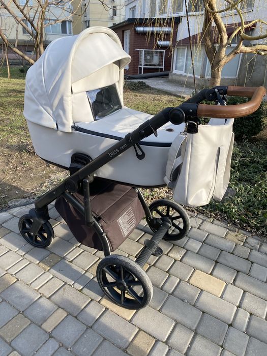 Коляска bass next