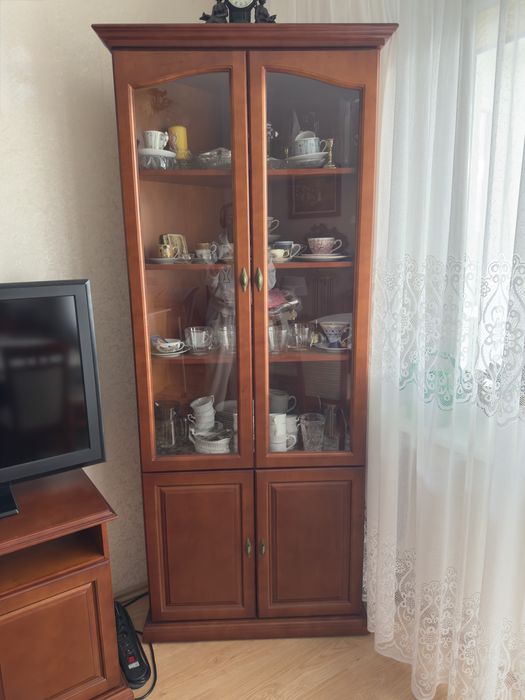 Kredens narożny drewniany