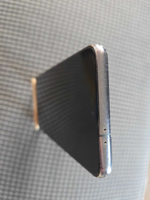 Sprzedam Samsunga S21