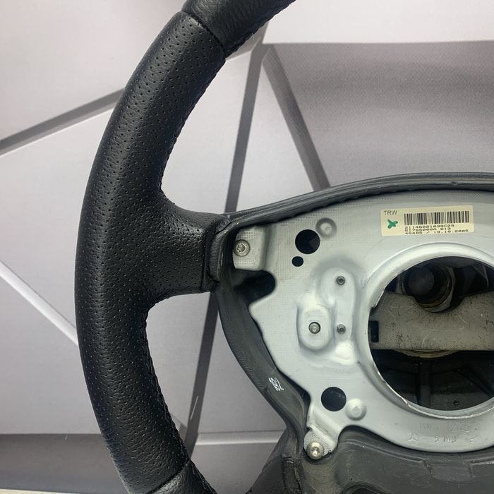 Перетягнутий руль до w211 e-class дорестайл  на обмін