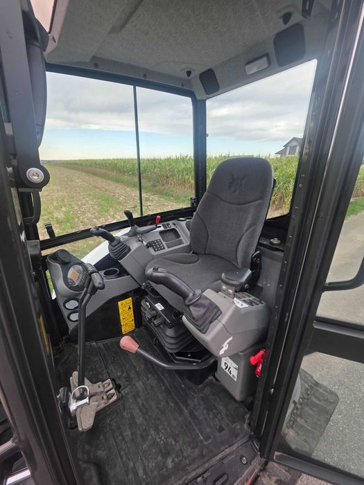 Minikoparka gąsienicowa Bobcat E35Z