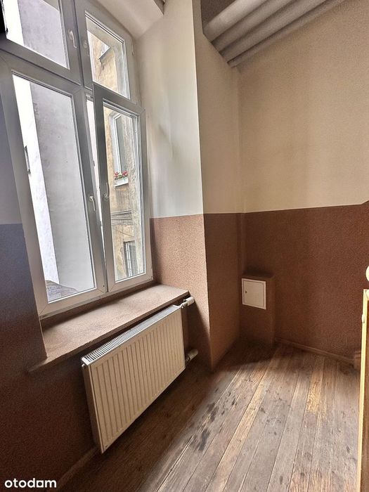 Nietuzinkowe mieszkanie na strychu z CO - ul. Próchnika