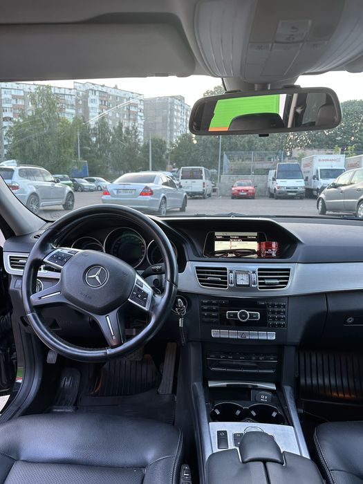 Продається  Mercedes w212 rest