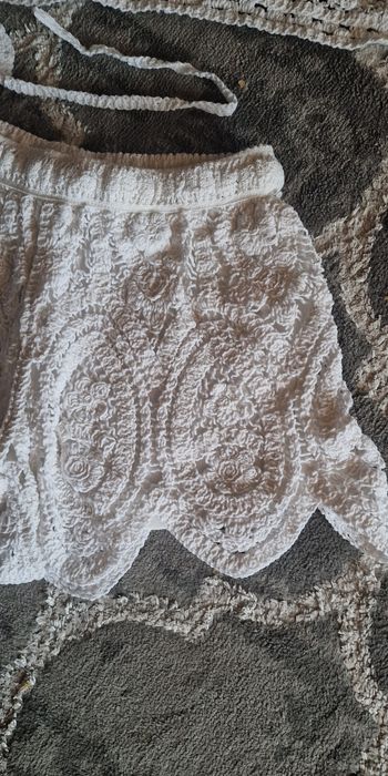 Biały ażurowy dziargany komplet S