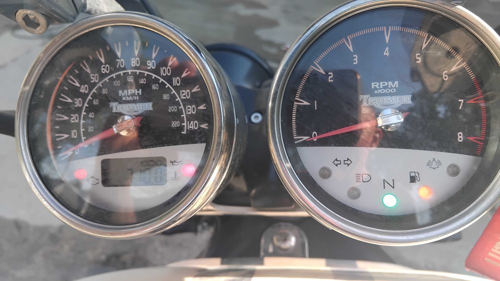 Triumph Rocket 3 2005 specjalne malowanie