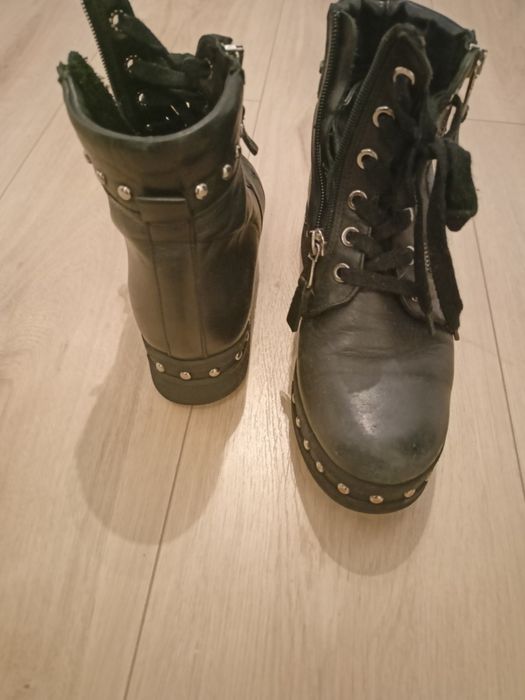 Botki Carinii czarne