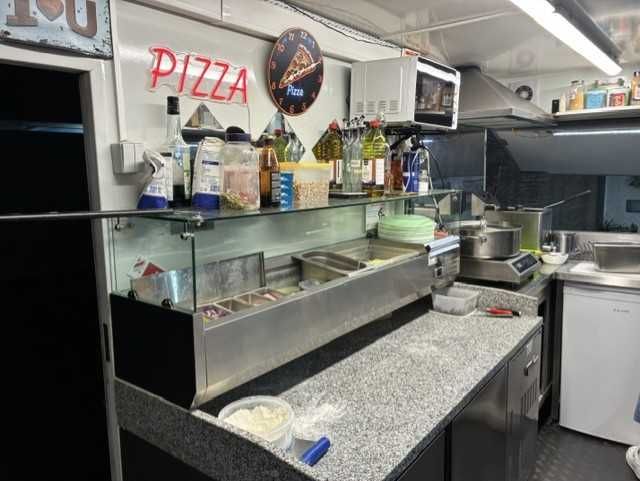 Roulote a pizzas e outros
