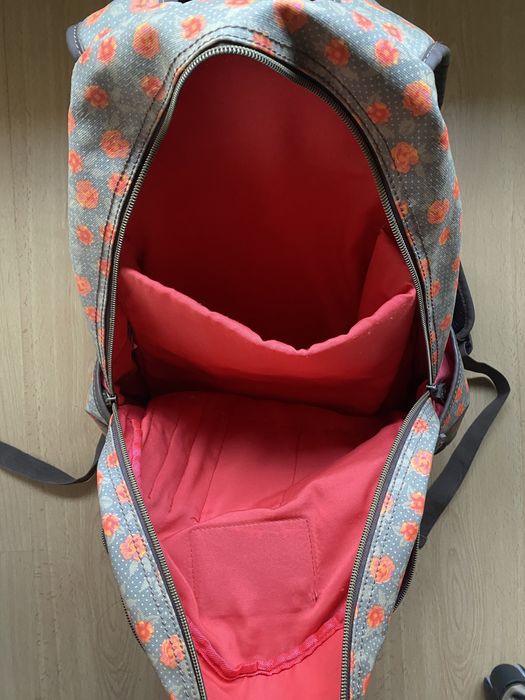 Mochila escolar deeply