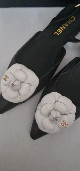 Piękne Chanel z camelia 39