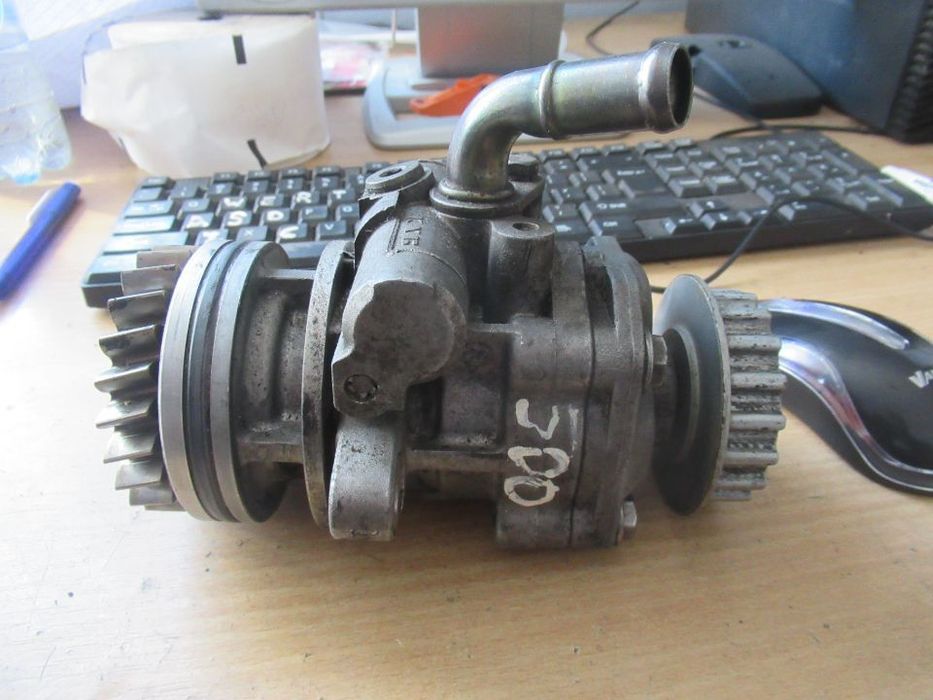 Pompa wspomagania VW T5 2.5 TDI 300422153C