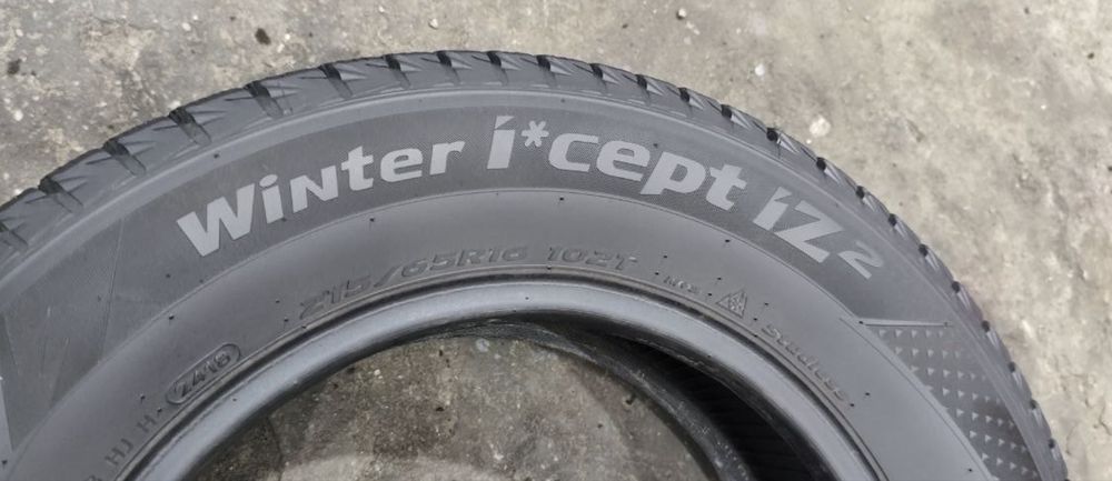 Шини Hankook Winter I*Cept iZ2 215/65 R16 пара