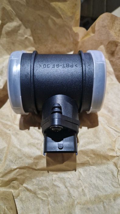 Расходомер воздуха Hyundai Santa Fe,Trajet,Kia Carens