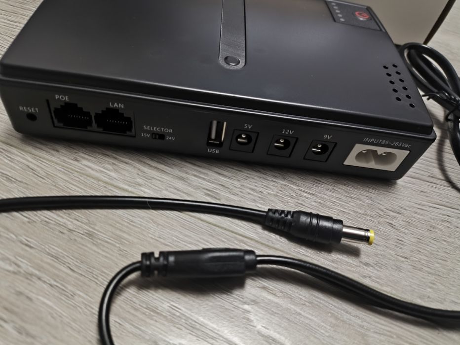 UPS DC1018L - ДБЖ для роутера