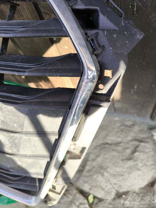 Audi A4 b9 grill , atrapa