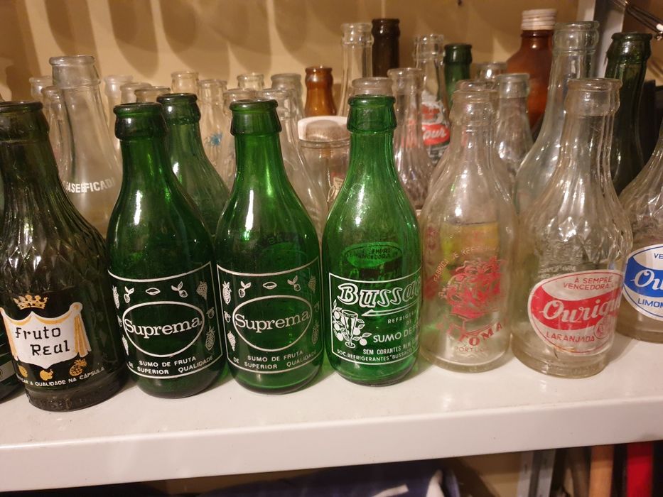 Garrafas antigas pirogravadas