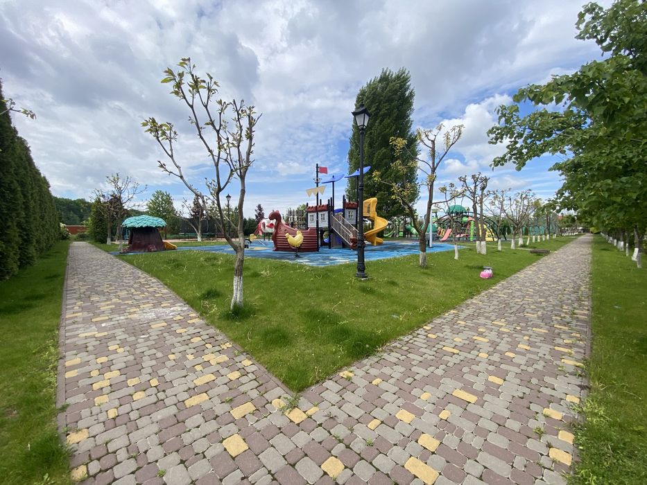 Продаж будинку 190м2 у КМ Рославичі, Обухівський рн, Киівська