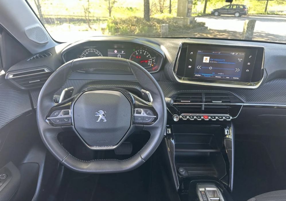 Peugeot 208 de 2022 automatico para alugar