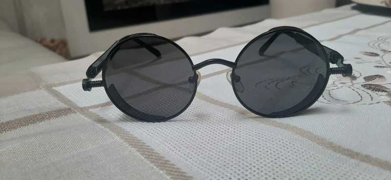 Okulary lenonki zabudowane metalowe