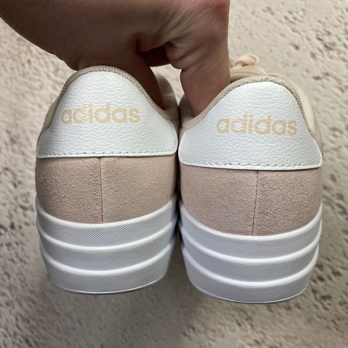 ih9996 оригінал нові жіночі кросівки Adidas vl court bold originals