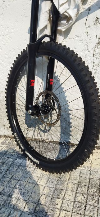 Suspensão Downhill Marzocchi