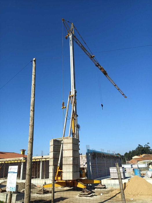 Venda ou Aluguer gruas automontantes saez dalbe cattaneo