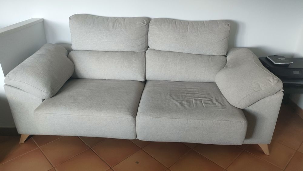 Sofá 2 lugares com assento extensível
