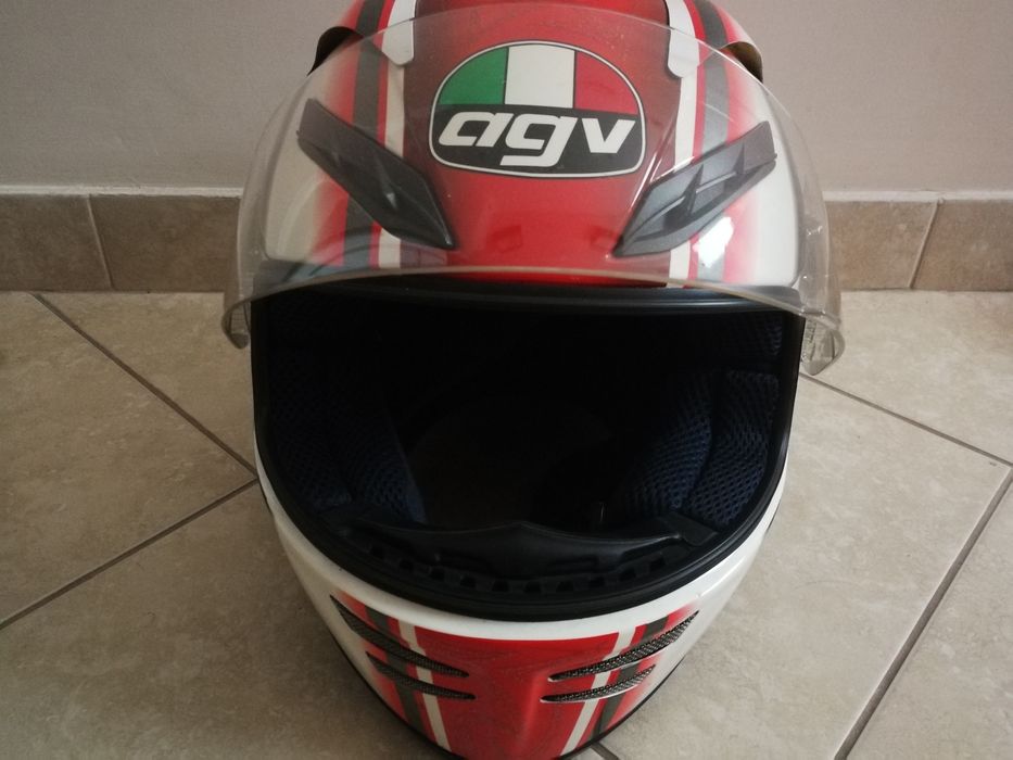 Kask motocyklowy AGV Stealth roz. M z pokrowcem