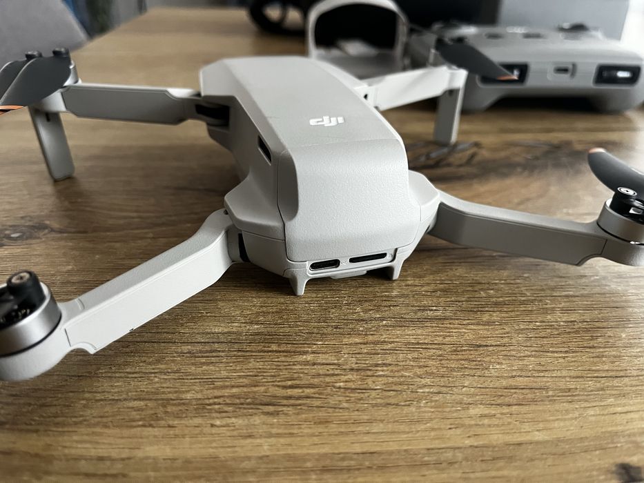 Sprzedam Dron dji mini2