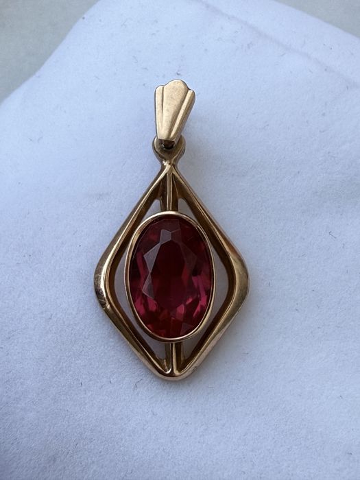 Золотой кулон ссср