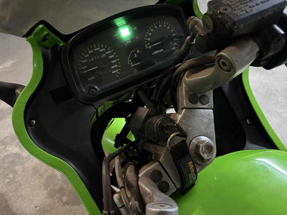 Kawasaki gpz 500s