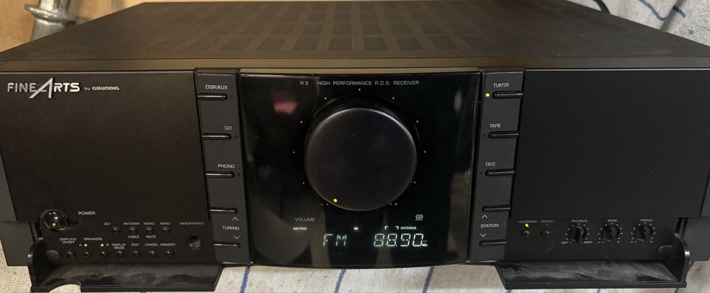 Amplituner grundig Fine arts r3