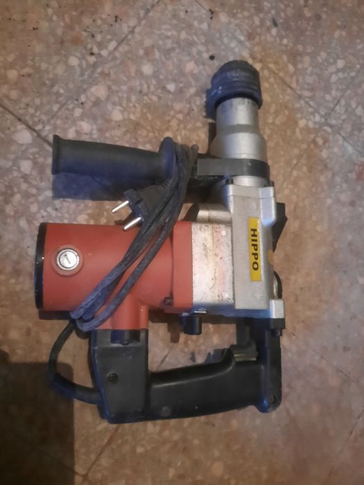 Discos de corte, disco diamante, pirilampos para tratores etc