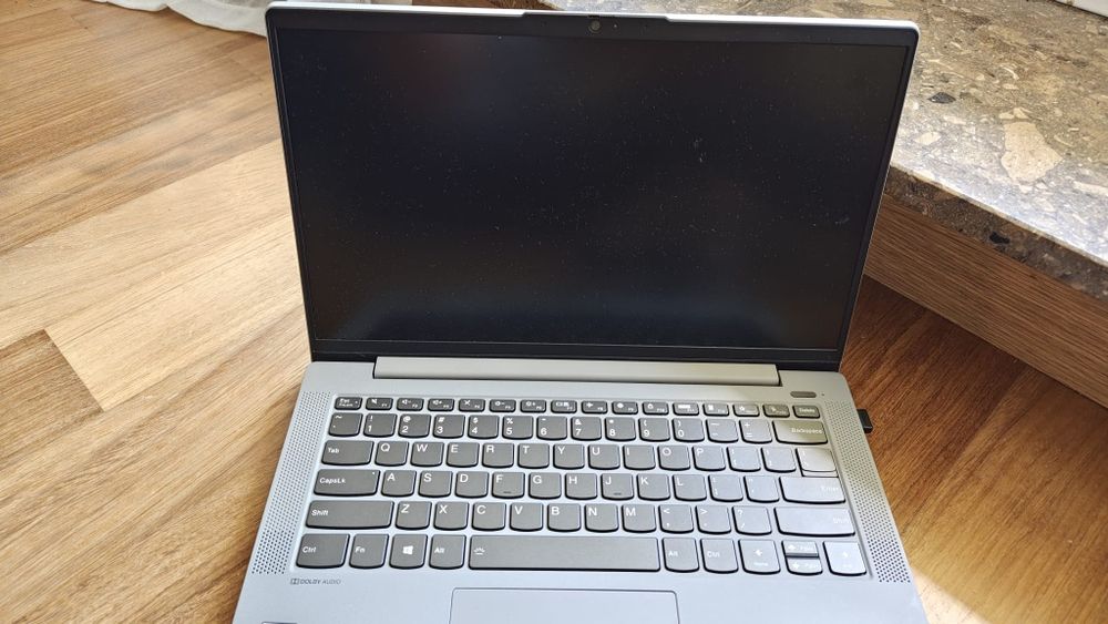 laptop lenovo ideapad 5 14are05