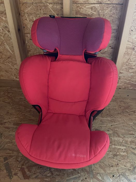 Fotelik samochodowy RodiFix AirProtect 15-36 kg Maxi-Cosi