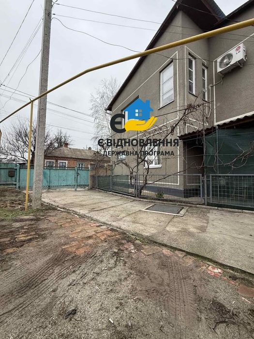 Пропонуємо до продажу квартиру в приватному секторі.