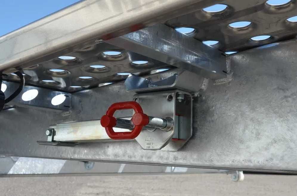 Тривісна лавета PRAGMATEC  для перевезення двох авто, лафет, прицеп